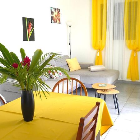 Maison Laurencia - Appartement Au Rez-De-Chaussee Avec Jardin Sainte-Anne  Exterior foto
